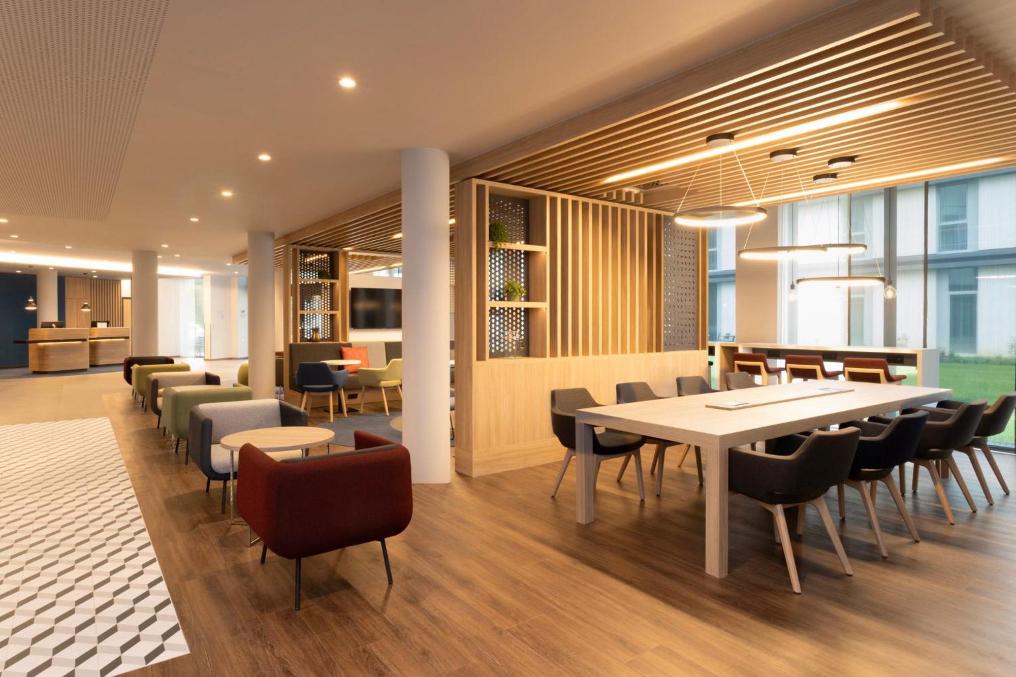 Hotel Express Brussels - Airport By Ihg *