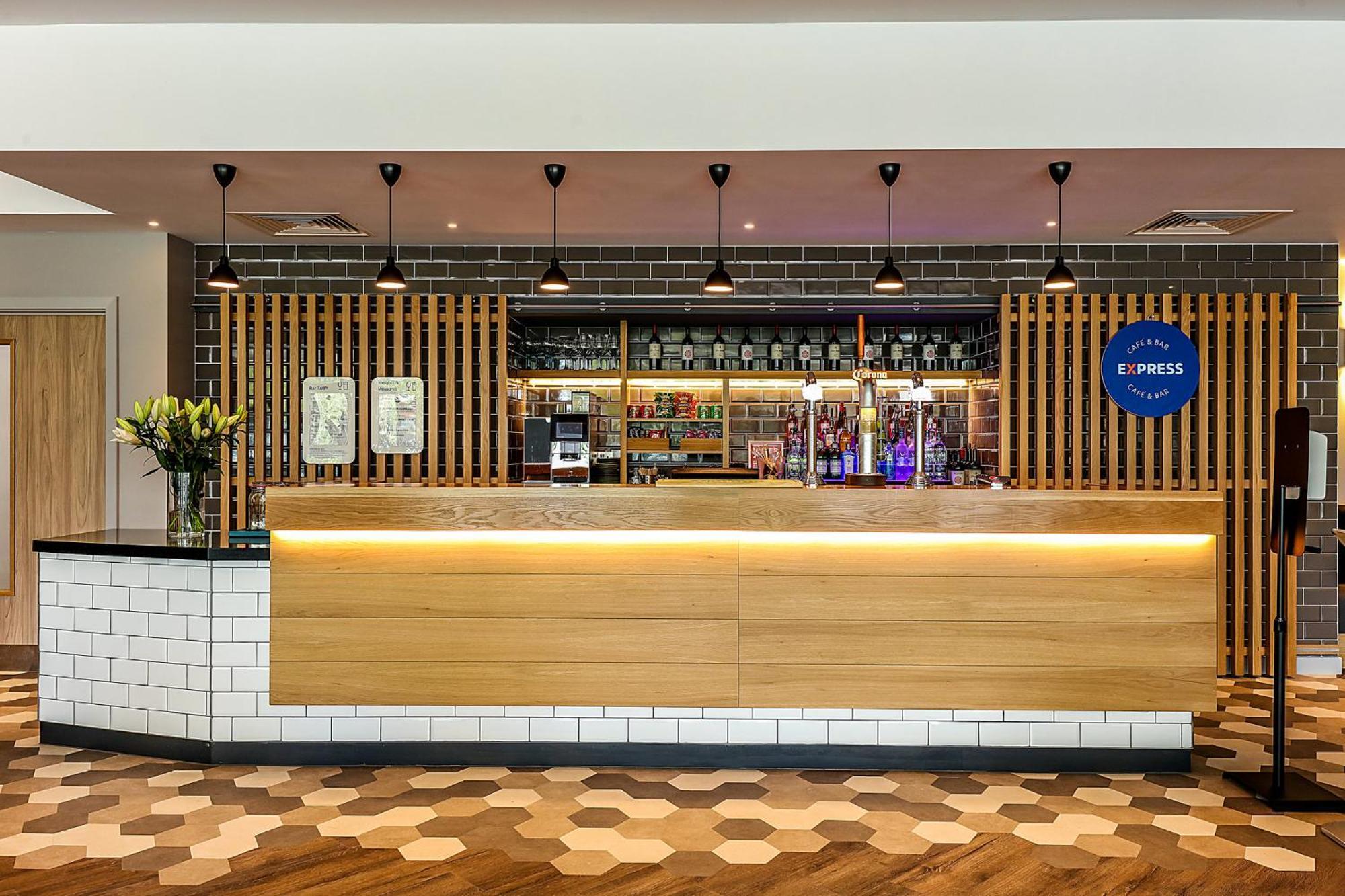 Hotel Express Brussels - Airport By Ihg